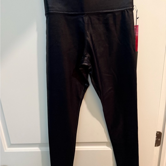 Carbon38 Takara Shine Leggings - Picture 5 of 9